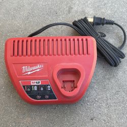Milwaukee M12 charger