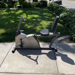 💪Exercise Recumbent Bike 💪 Works Good 📍Missing Digital Display 📍