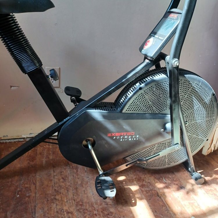 Exertec fitness air bike hotsell