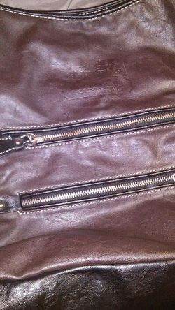 Coach leatherware authentic