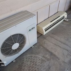 Split system air conditioner