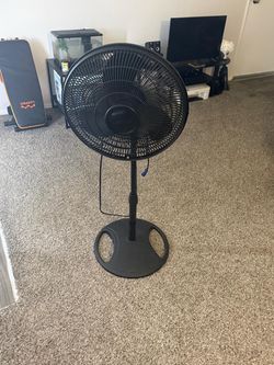 Fan works perfectly fine.