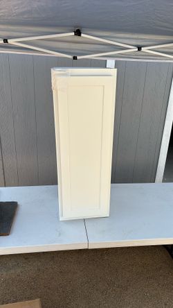 Upper White Shaker Cabinet