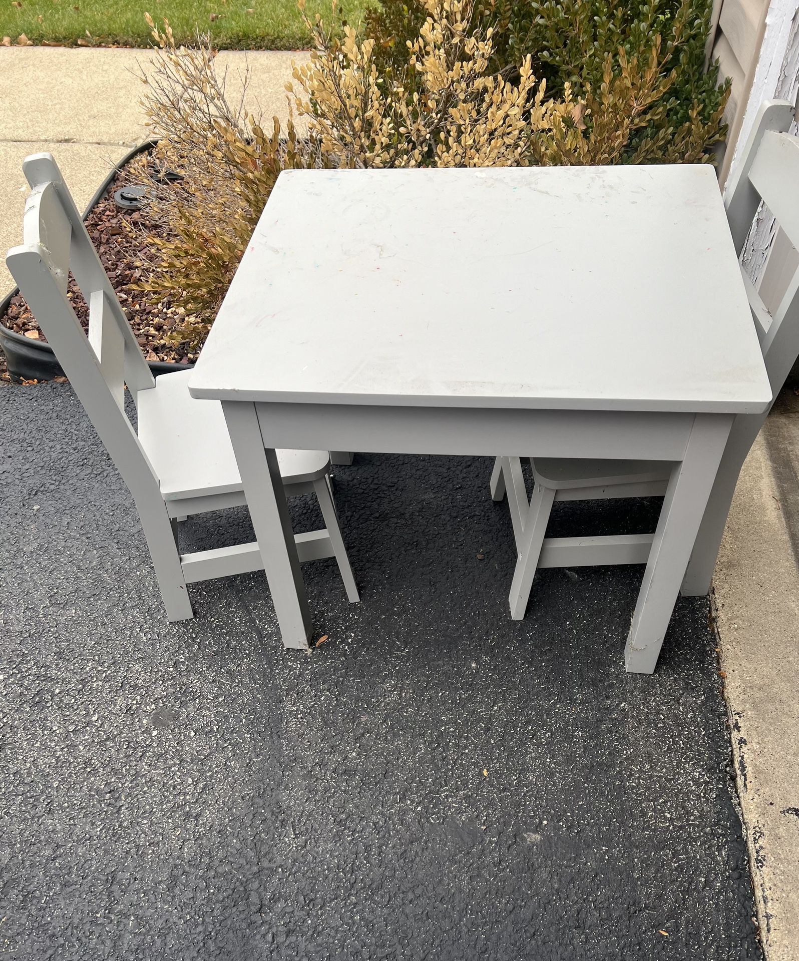 Kids play table/desk