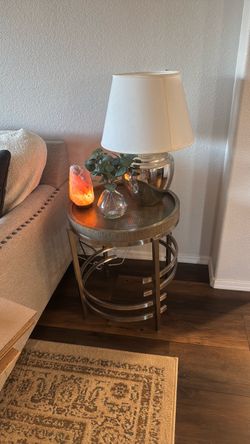 Round End Table with Metal Base