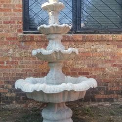 Classic Style Water Fountain