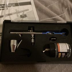 Deluxe Airbrush Kit