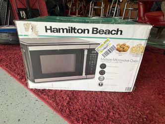 Brand new never used Hamilton Beach microwave