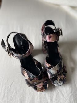 Platform Sandals New Size 7.5