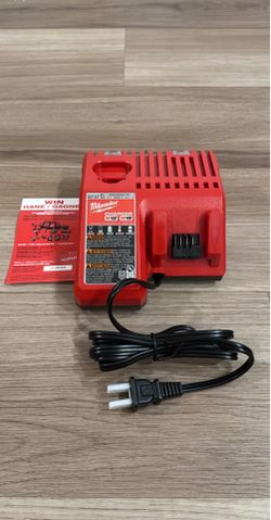 Milwaukee M18 M12 Battery Charger (NEW)