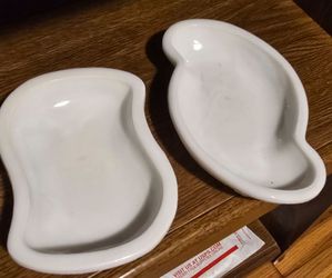 Vintage White Milk Glass Trays - 2 Piece Set