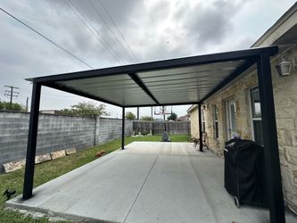 Outdoor Patio / Carport 