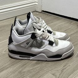 Air Jordan 4
