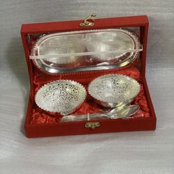 Maharashtra Mandal Sliver Plated Aluminum Bowl/Spoon/Tray 5 Piece Set With Box