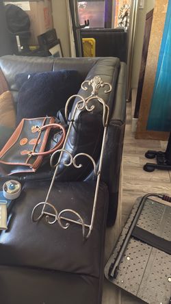 Towel rack metal