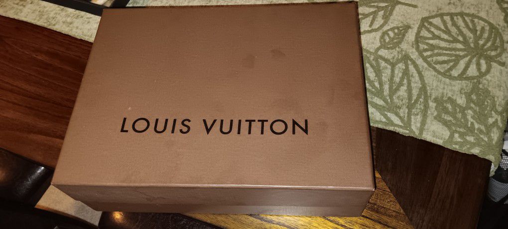 Louis Vuitton Monogram Neverfull PM Tote Bag 

