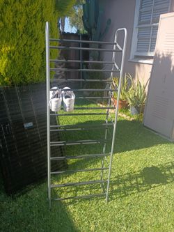 Shoes rack