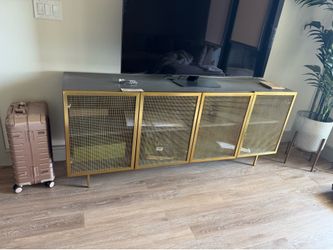 Modern Media Console