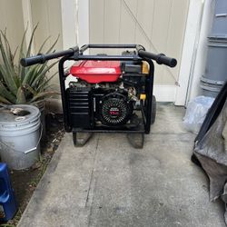 Generator Dewalt DG 6,000 Watts New Gas Tank New Carburetor Very Good Condition 