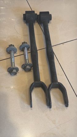 370z OEM Rear Camber Arms and Toe Bolts