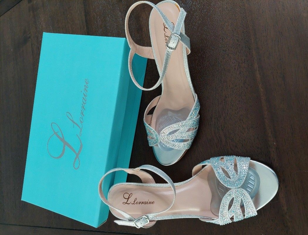 Lorraine Vanessa - Silver Sandles