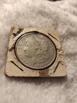 1921 D AU USA Morgan Silver Dollar