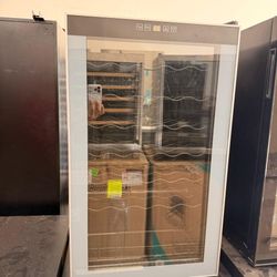 Avanti Wine Cooler 20"Inch 