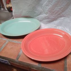 Set Of 2 Vintage Fiestaware Platters