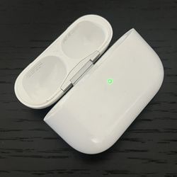 Apple AirPods Pro 1st Generation Charging Case (A2190)