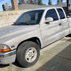 2000 Dodge Dakota