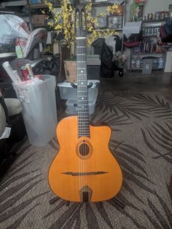 Gallato Angelo Debarre model gypsy guitar