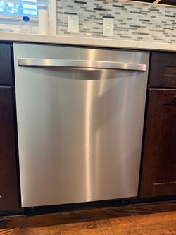 Stainless Steel Built-In Dishwasher