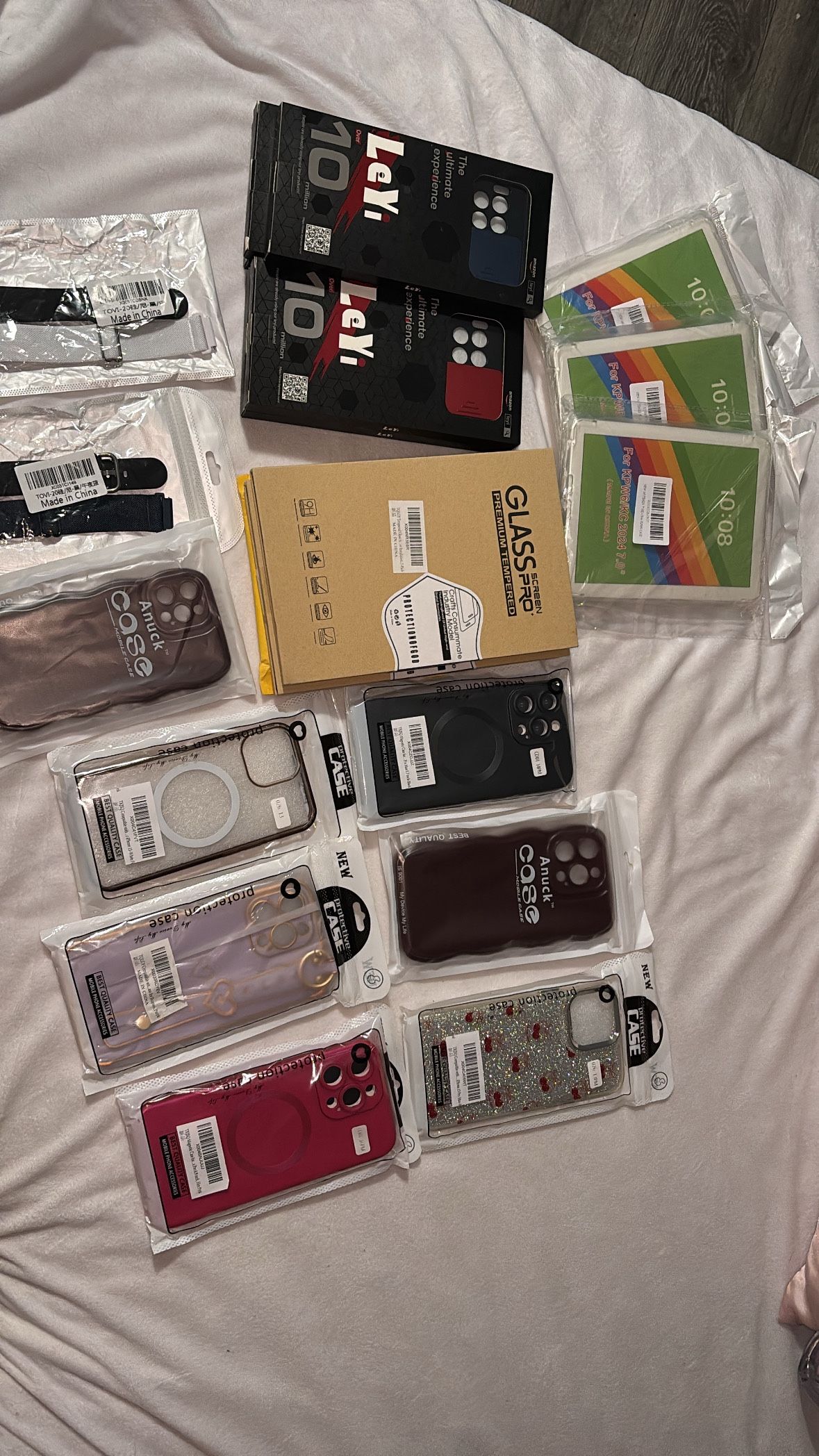 Phone Cases / Tempered Glass / Apple Watch Bands
