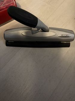 Swingline Hole Punch