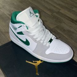 Jordan 1 Mid 