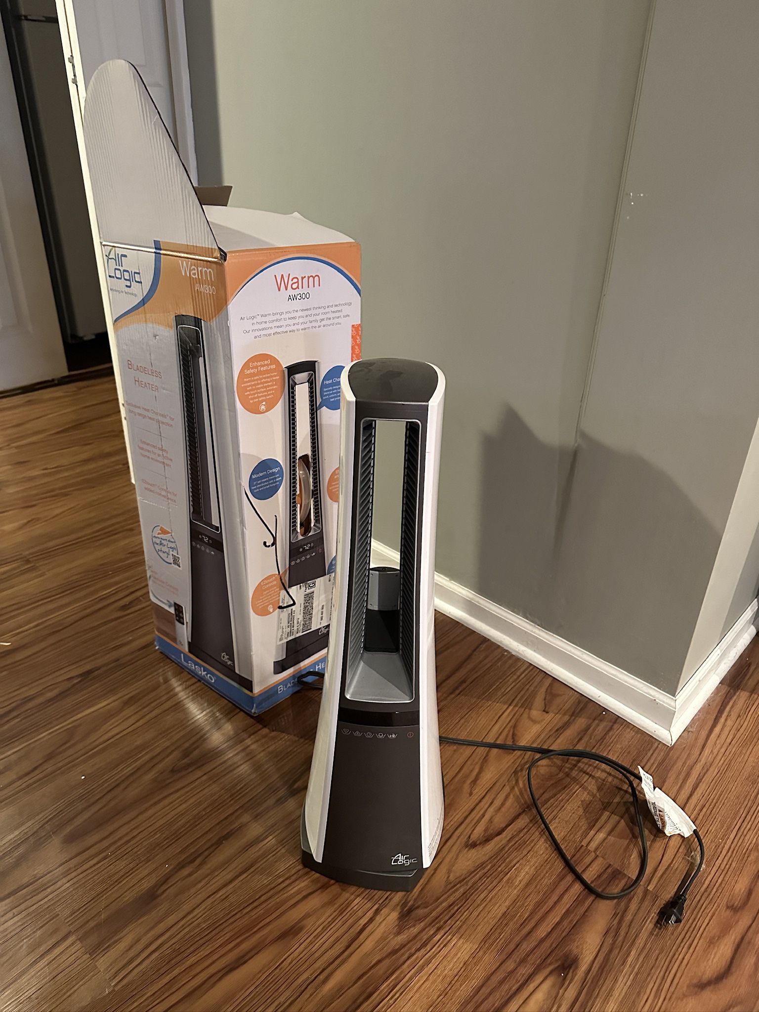 Lasko 27” Air Logic Bladeless Tower Heater - AW 300