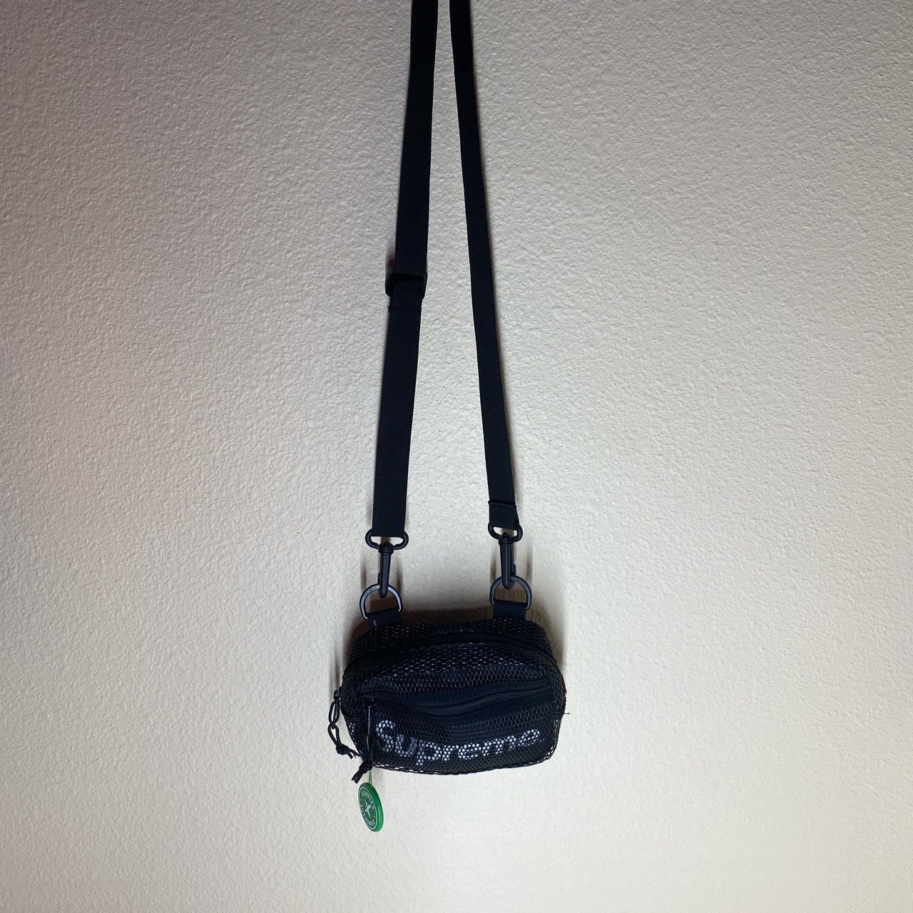 supreme small shoulder bag (ss20) black