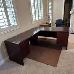 Beautiful desk for sale
