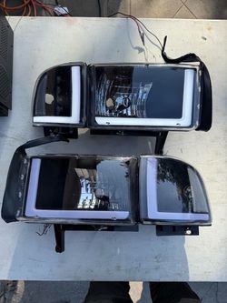 REFURBISHED 94-02 Dodge Ram LED Headlights Black Housing, Clear Corners