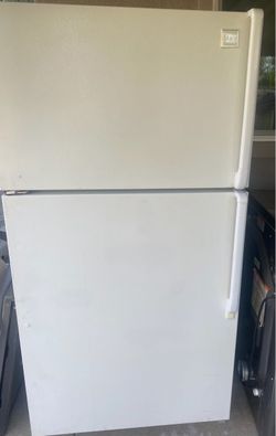 Refrigerator whirlpool