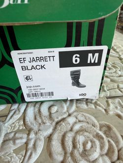 Girls East5th Memory Foam size 6m boots used