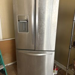 Whirlpool Refrigerator 