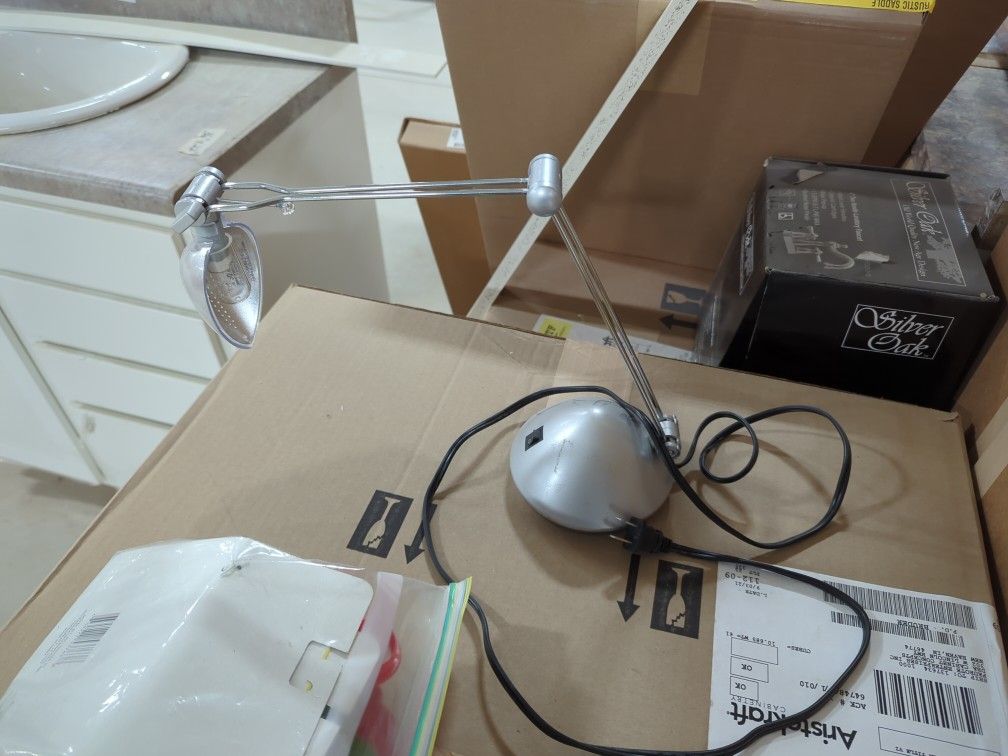 Adjustable Light