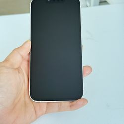 iPhone 13 128GB Unlocked 