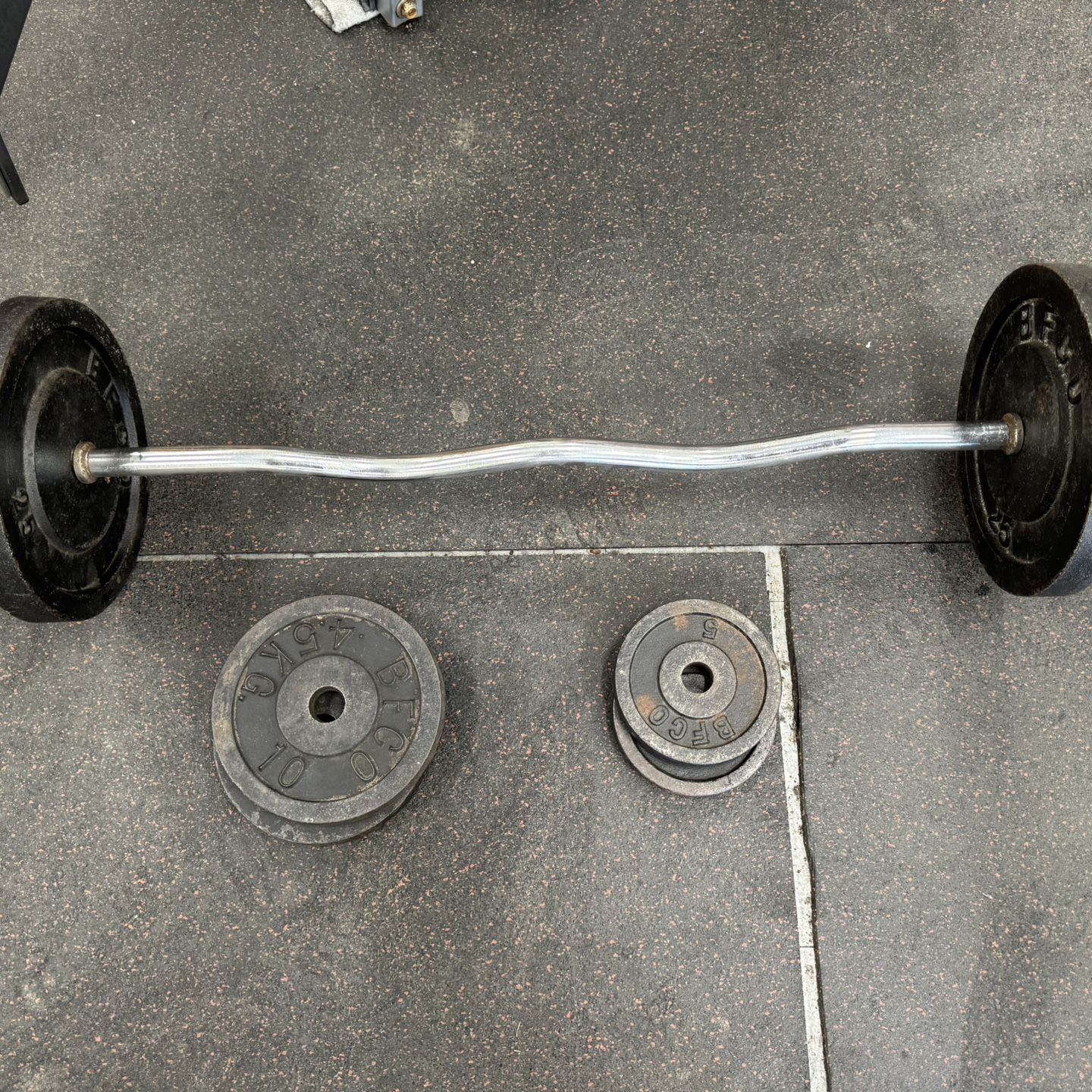 Curl Bar With 80lbs Of Weight