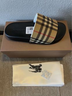 Burberry slides
