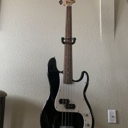 Fender Squier precision P-Bass Guitar