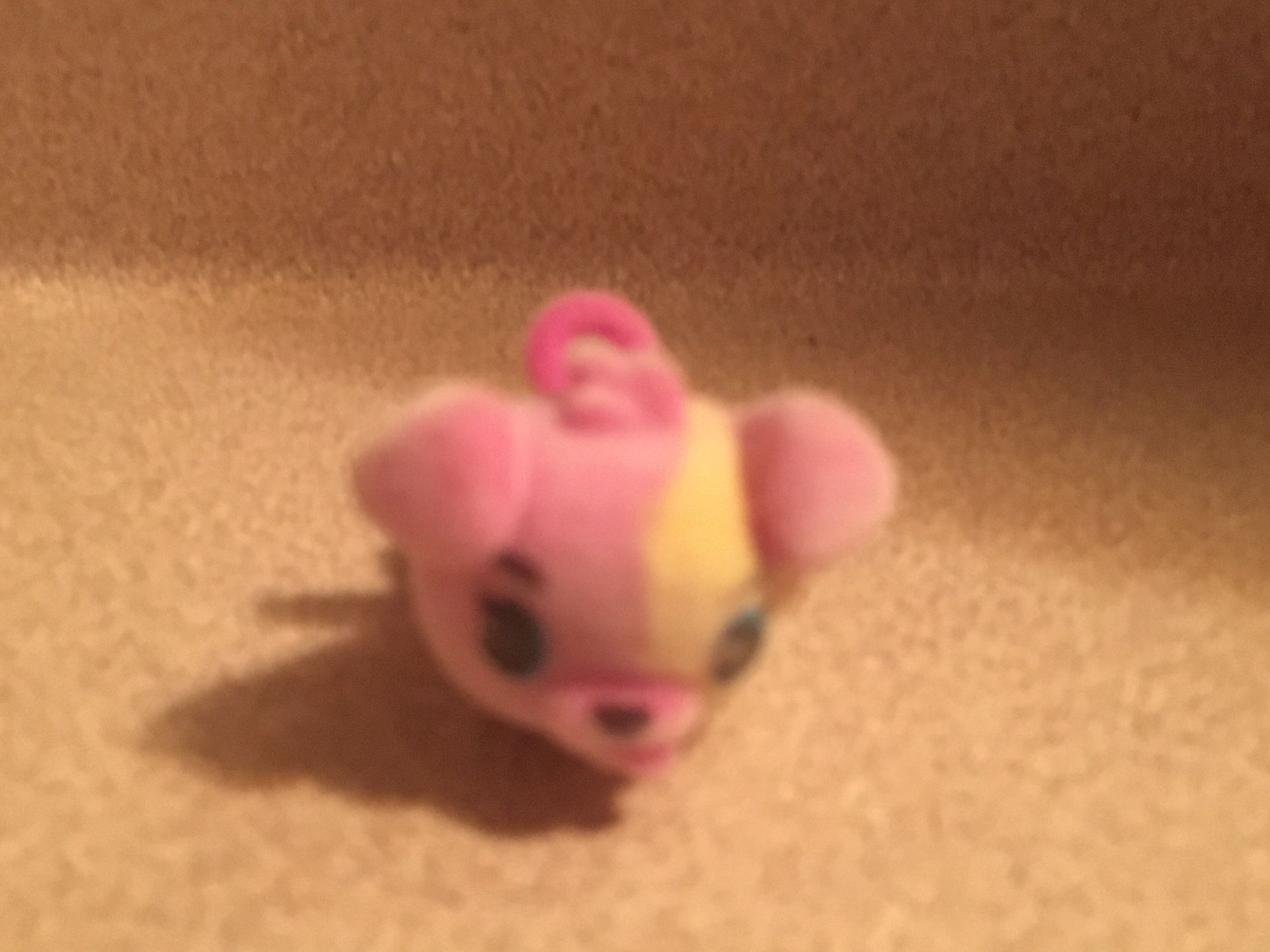 Hatchimals Colleggtibles Flocked Puppit Yellow And Pink Silver Wings