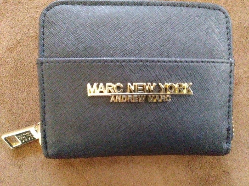 NEW* Black Marc New York Small Wallet