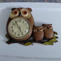 Vintage Burwood Owl Clock